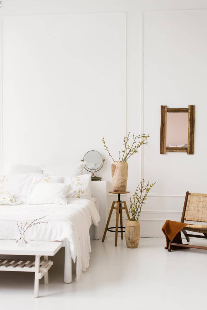 neutral minimalist bedroom