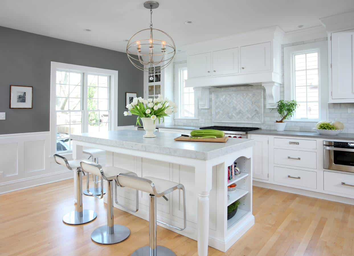 a minimalistic kitchen in a 2000s interior design home