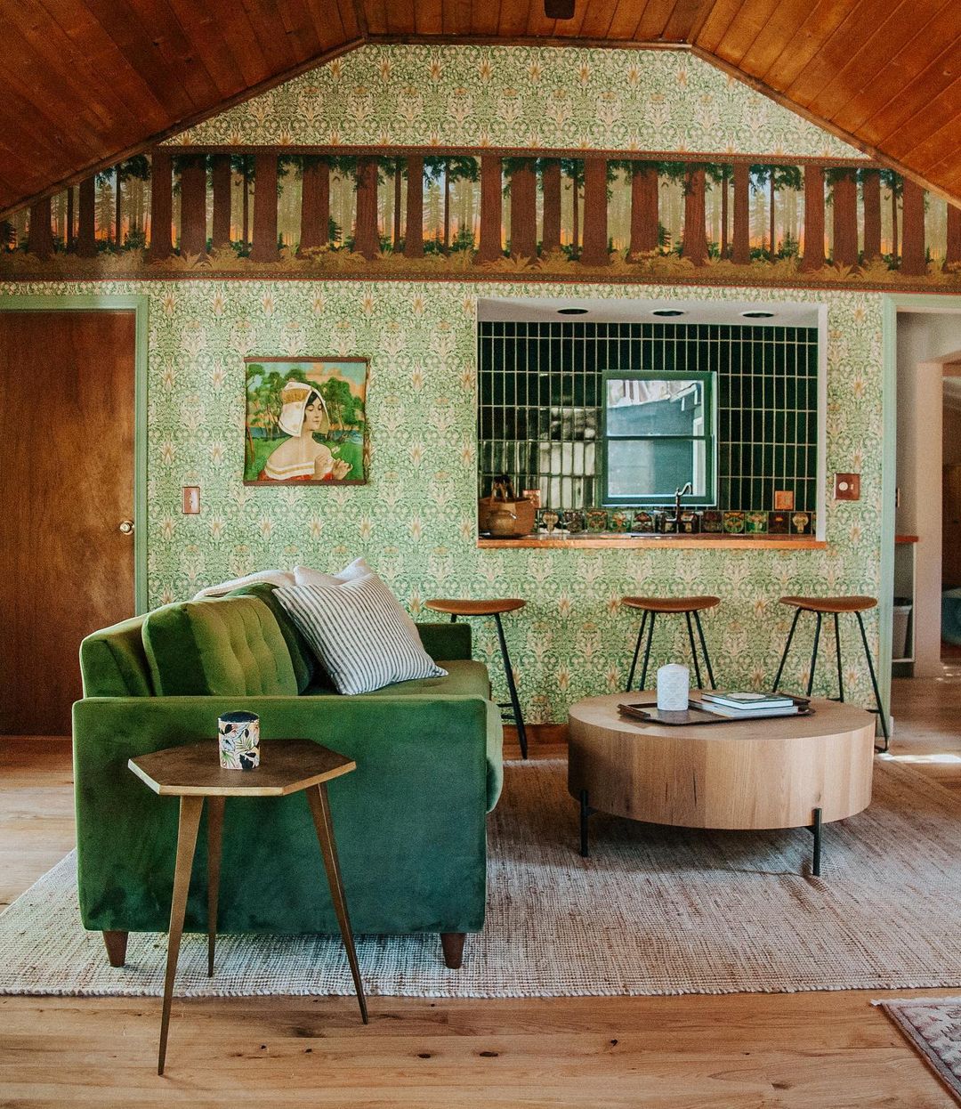 mid century modern  living area with green color scheme