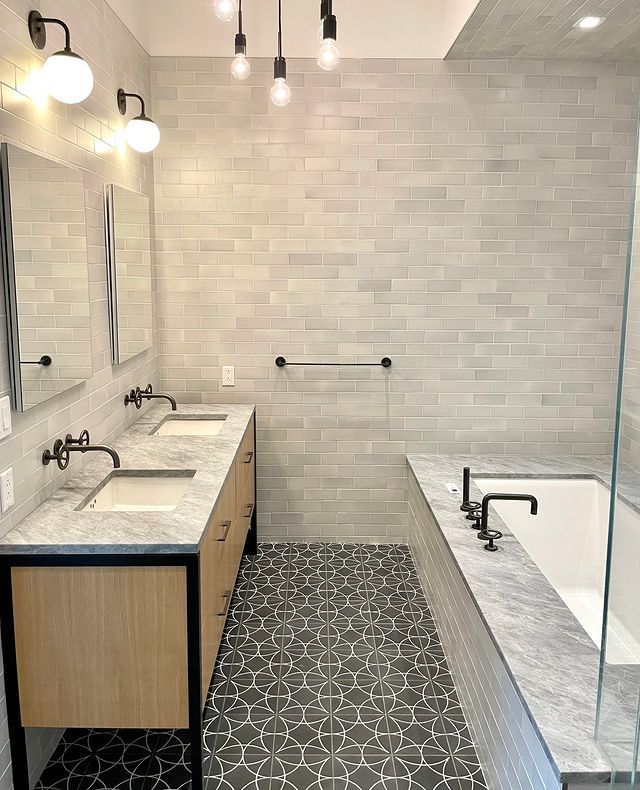 mid-century modern bathroom subway style tiles
